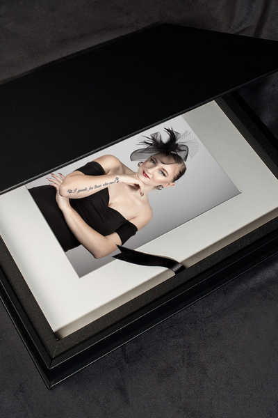 Portrait photography black folio box